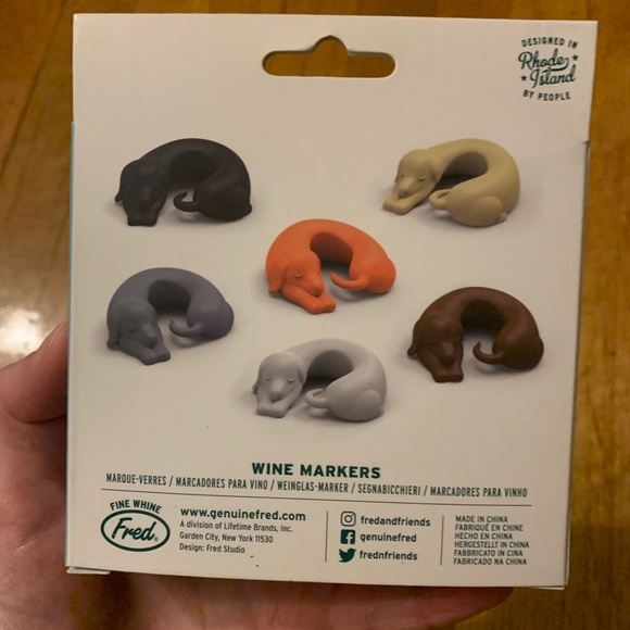 Fred Winer Dog Markers (Set of 6) - Picture 4 of 4